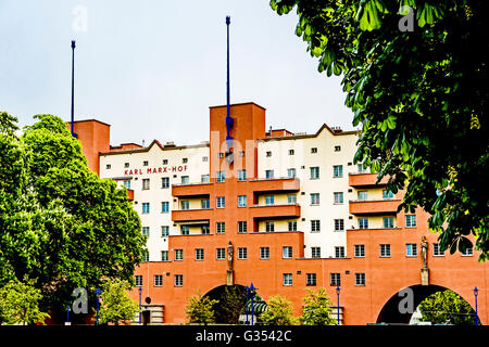 Dans Wohnhauskomplex Wien, le sog. Gemeindebau ; Vienne, Autriche, 'municipality', la construction de logements sociaux à faible coût. Banque D'Images