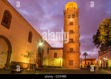 Tenerife, San Cristobal de la Laguna dans le magnifique coucher du soleil Banque D'Images