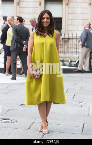 Londres, Royaume-Uni. 7 juin 2016. Sur la photo : Olivia Wayne. Les célébrités et personnalités arrivent pour la Royal Academy of Arts Exposition d'été 2016 du parti d'aperçu. L'exposition d'été est la plus importante exposition présentation ouverte, tenue chaque année sans interruption depuis 1769, et continue de jouer un rôle important dans la collecte de fonds pour financer les étudiants actuels de l'autorité responsable des écoles. L'exposition est ouverte au public du 13 juin au 21 août 2016. Banque D'Images