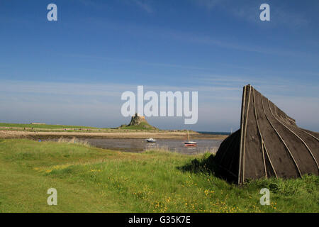 Vue sur le port, Northumberland Lindisfarne Banque D'Images