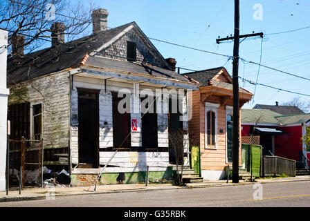 Maisons dans la Nouvelle Orléans, endommagé par l'ouragan Katrina en Louisiane, USA Banque D'Images