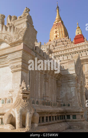 Bagan au Temple blanc, vieux temple Architecture, Myanmar, Birmanie, Asie du Sud, Asie Banque D'Images