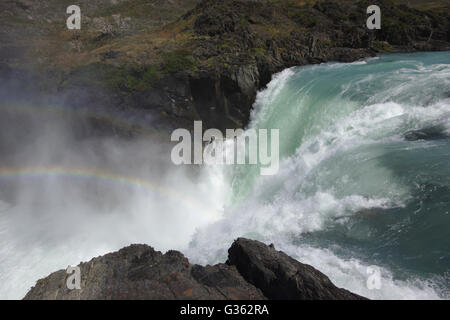 Salto Grande, grande cascade, Parc National Torres del Paine, Chili Banque D'Images