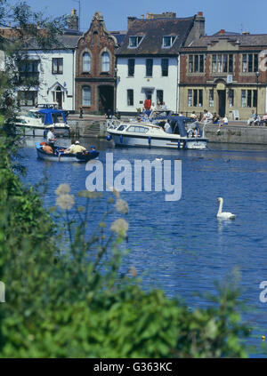 Quai de St Ives. Huntingdonshire. Le Cambridgeshire. L'Angleterre. UK. Banque D'Images