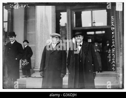 Le Président élu démocrate Woodrow Wilson et William Jennings Bryan démocrate éminent posent ensemble à Trenton, New Jersey. Banque D'Images