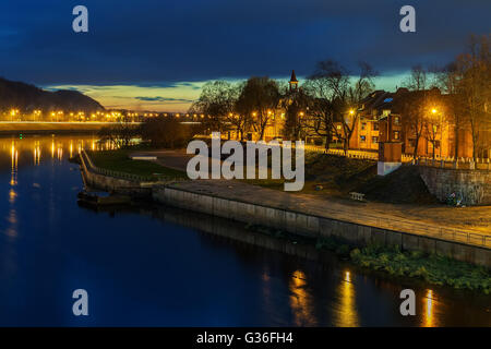 Kaunas, Lituanie : Vieille ville de nuit Banque D'Images