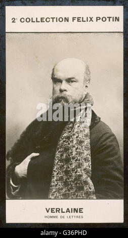 Paul Verlaine, poète français associé au mouvement symboliste. Vu ici dans une tête et des épaules, photographie, portant un foulard à motifs. Date : 1844 - 1896 Banque D'Images