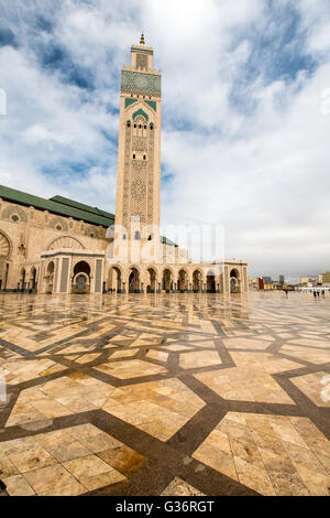 Mosquée Hassan II ou Grande Mosquée Hassan II de Casablanca est la plus grande mosquée du Maroc. Il a été achevé en 1993 Banque D'Images