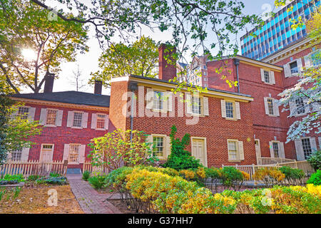 Pemberton House et Musée Militaire au nouveau hall de Chestnut Street à Philadelphie, Pennsylvanie, aux États-Unis. Ils sont situés dans la vieille ville près de charpentiers Hall. Banque D'Images