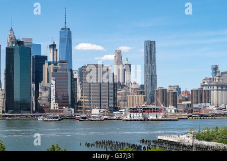 Vue depuis la Promenade de Brooklyn Heights, NEW YORK, USA Banque D'Images