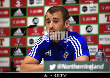 Niall McGinn de l'Irlande du Nord lors d'une conférence de presse au Parc de Montchervet, Saint-Georges-de-Reneins. Banque D'Images