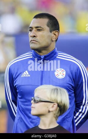 Los Angeles, Californie, USA. 7 juin, 2016. Le Paraguay defender Paulo da Silva dans le match de football de la Copa America contre Colombie au Rose Bowl de Pasadena, Californie, le 7 juin 2016. La Colombie a gagné 2-1. © Ringo Chiu/ZUMA/Alamy Fil Live News Banque D'Images