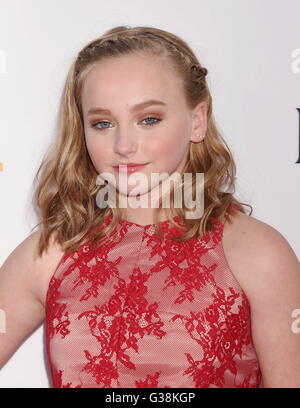 Hollywood, Californie. 7 juin, 2016. HOLLYWOOD, CA - 07 juin : Madison actrice Wolfe assiste à la première de 'l'illusionnisme 2' au cours de la 2016 Los Angeles Film Festival au théâtre chinois de Grauman, IMAX le 7 juin 2016 à Hollywood, Californie. | Verwendung weltweit © dpa/Alamy Live News Banque D'Images