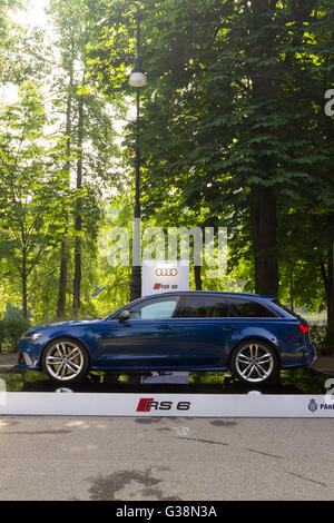 Turin, Italie, 8 juin 2016. Une Audi RS 6 Banque D'Images