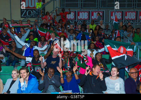 Oslo, Norvège. 09Th Juin, 2016. Diamond League Bislett Games. Fans profiter de l'ambiance au cours de la Ligue de diamant de l'IAAF tenue à Exxon Mobil Bislett Games d'Oslo, Norvège. Credit : Action Plus Sport/Alamy Live News Banque D'Images