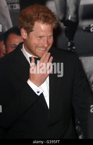 29 avril 2016 - Le Prince Harry assistant à BT Sport Awards au Battersea Evolution de Londres, Royaume-Uni. Banque D'Images