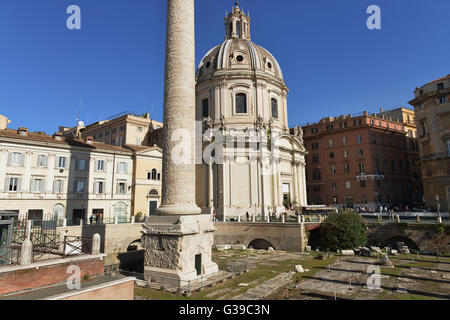 Église Santissimo Nome di Maria al Foro traiano, Trajanssaeule Trajansforum,, Rom, Italie Banque D'Images