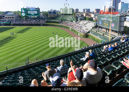 Terrain de baseball Wrigley Field de Chicago, le stade des Chicago Cubs. Banque D'Images