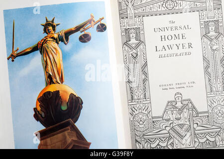 L'avocat Accueil universel illustré publié par Odhams Press dans les années 1930. Banque D'Images