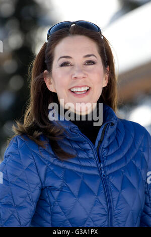 La princesse Mary de Danemark assiste à un Photocall au cours de ses vacances de Ski annuel, à Verbier, Suisse. Banque D'Images