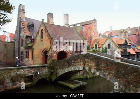 Bonifatiusbrug (Boniface) Pont sur le canal Bakkerei à l'angle de l'Hof Arents (Arents Park), Brugge, Belgique Banque D'Images