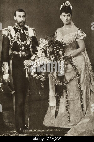 Le mariage du duc d'York et de la Princesse Victoria de mai de Teck, (plus tard le roi George V et la reine Mary consort), le 6 juillet 1893, dans la Chapelle Royale de St James's Palace, Londres, avant un rassemblement d'distinquished Image britanniques et étrangers. La mariée Banque D'Images