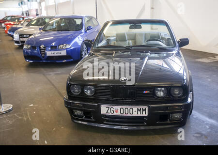 ZAGREB, CROATIE - 4 juin 2016 : une BMW M3 Cabriolet voiture de sport expose à fast and furious course de rue à Zagreb, Croatie. Banque D'Images