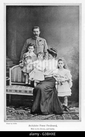 L'Archiduc Franz Ferdinand, héritier de l'empire d'Autriche, neveu de François-Joseph, assassiné en 1914. Montré ici avec sa famille. Date : 1863 - 1914 Banque D'Images