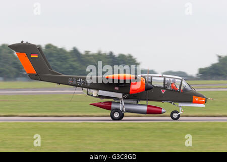 North American Aviation - Rockwell OV-10B Bronco G-ONAA German marquages militaires Banque D'Images