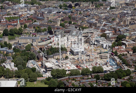 Vue aérienne des travaux de construction du Centre Westgate Development in Oxford, UK Banque D'Images