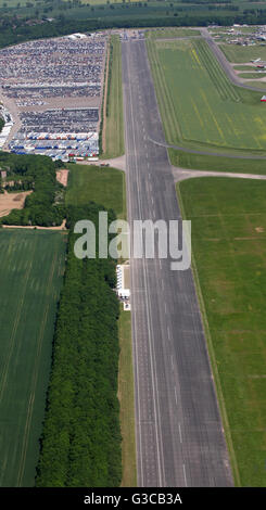 Vue aérienne de Bruntingthorpe Proving Ground ancien aérodrome dans le Leicestershire, UK Banque D'Images