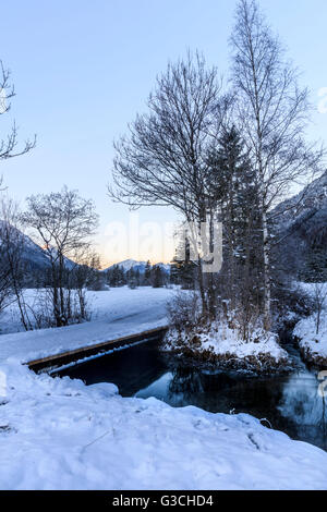 Lever du soleil dans les Alpes d'Ammergau, Ettal, Allemagne, la Bavière, l'hiver, la neige, l'Ammergau Banque D'Images