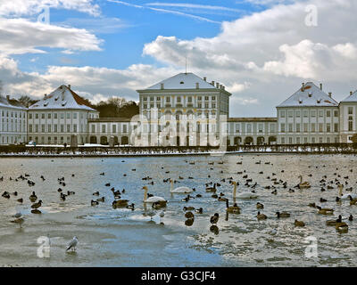Allemagne, Berlin, Munich, château Nymphenburg, d'oiseaux, l'hiver Banque D'Images