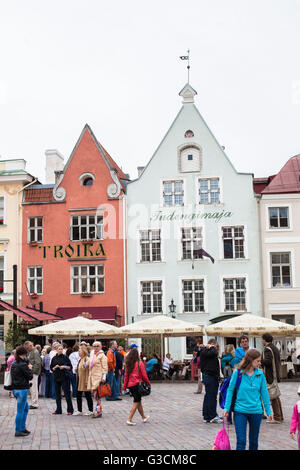 Place de l'hôtel de ville à Tallinn Banque D'Images
