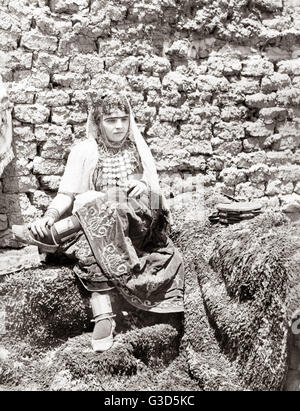 Ouled Nail Woman, Algérie, vers 1890 Banque D'Images