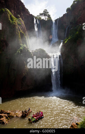 Ouzoud Cascades d'Ouzoud dans les montagnes de l'Atlas au Maroc Banque D'Images