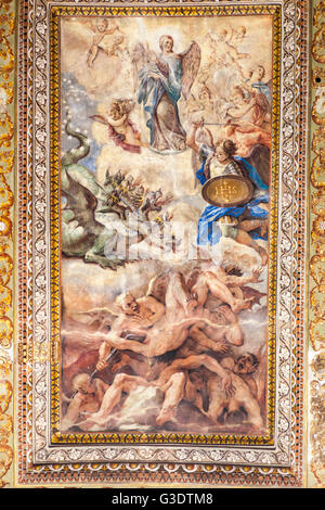 Peinture sur plafond de Chiesa Del Gesù Nuovo, Piazza del Gesù Nuovo, Naples, Campanie, Italie Banque D'Images