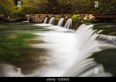 Herman River Springs ; Césarée, en Israël Banque D'Images