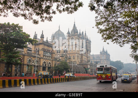 La gare Chhatrapati Shivaji est un site classé au Patrimoine Mondial Banque D'Images