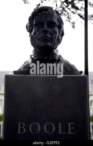 Statue de George Boole - créateur de la logique booléenne - University College Cork, Université nationale d'Irlande, Cork Banque D'Images