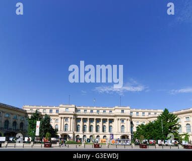 Palais Royal , maintenant Musée National d'Art de Roumanie, Bucarest Roumanie Bucuresti Banque D'Images