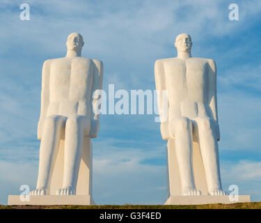 Groupe de sculptures, l'Homme rencontre la mer, Esbjerg, sud jutland, Danemark Banque D'Images