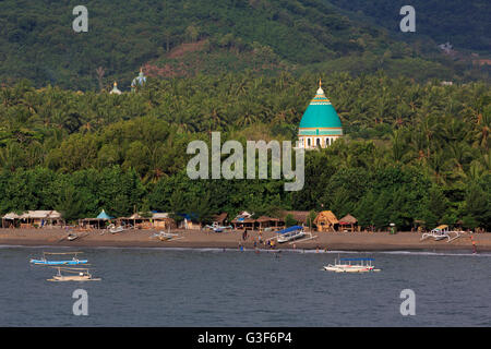 Côte de Lembar, Port de l'île de Lombok, à l'ouest de la province de Nusa Tenggara, en Indonésie Banque D'Images