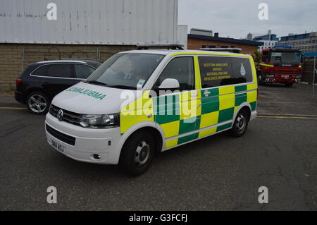 Service ambulancier écossais de l'équipe d'intervention d'opérations spéciales (TRI) de l'unité est de l'Ecosse Banque D'Images