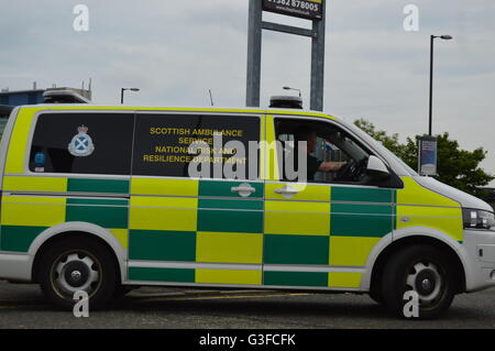 Service ambulancier écossais de l'équipe d'intervention d'opérations spéciales (TRI) de l'unité est de l'Ecosse Banque D'Images