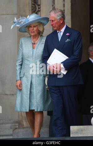 Londres, Royaume-Uni. 10 Juin, 2016. Camilla, Duchesse de Cornouailles, et le Prince Charles, prince de Galles assistant à un service national d'action de grâce à la Cathédrale St Paul à l'occasion de Sa Majesté la Reine Elizabeth II 90e anniversaire. Crédit : Paul Marriott/Alamy Live News Banque D'Images