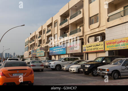 Doha disparaître, les bâtiments et les souks dans la partie ancienne du centre-ville près de Souq Waqif et Al Fanar. Banque D'Images