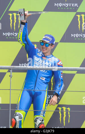 Maverick Viñales (Suzuki) ecstar pendant la course MotoGP 24. Maverick Viñales Ruiz est un coureur de Grand Prix moto d'Espagne, mieux connu pour avoir remporté le Championnat du Monde Moto3 2013. En 2015 il a obtenu le prix du Meilleur rookie award dans la catégorie MotoGP. (Photo par Gaetano Piazzolla / Pacific Press) Banque D'Images