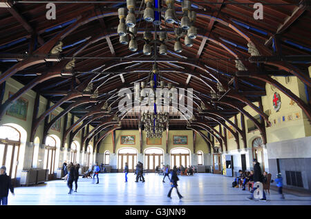 La vue de l'intérieur du mont Royal Chalet Chalet du Mont Royal dans le parc du mont Royal.Québec,Canada,Montréal Banque D'Images