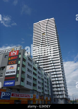 Porte de ville vacances maisons et centre commercial, l'Autriche, Wien, 21., Wien, Vienne Banque D'Images